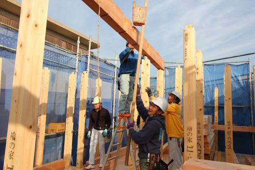 1棟の住宅が完成するまでに携わる職人さんの人数は？  家づくりブログ
